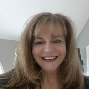 Meet your Posher, Anastasia